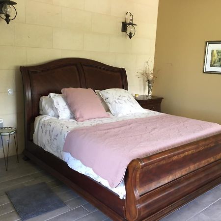 Chateau Couchebout Bed & Breakfast Pugnac Екстериор снимка