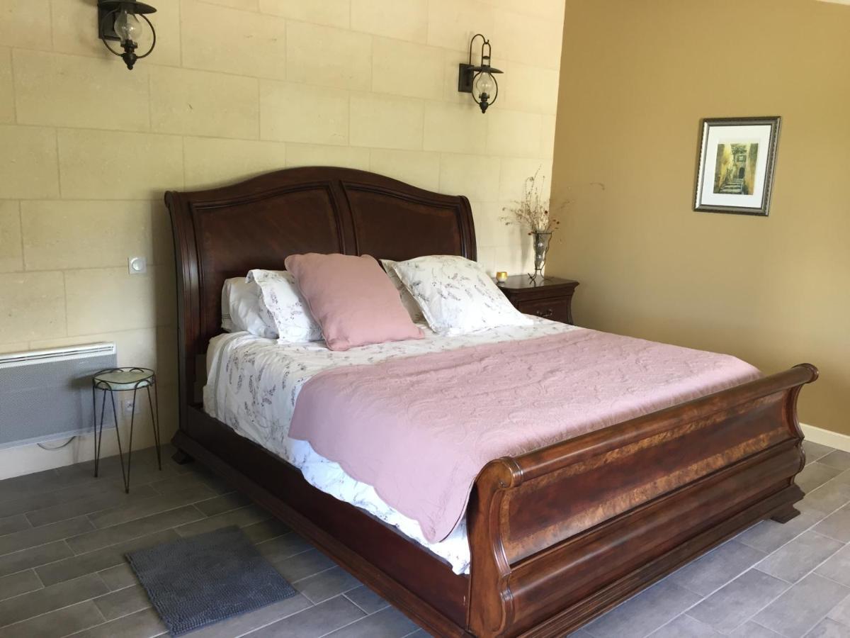 Chateau Couchebout Bed & Breakfast Pugnac Екстериор снимка